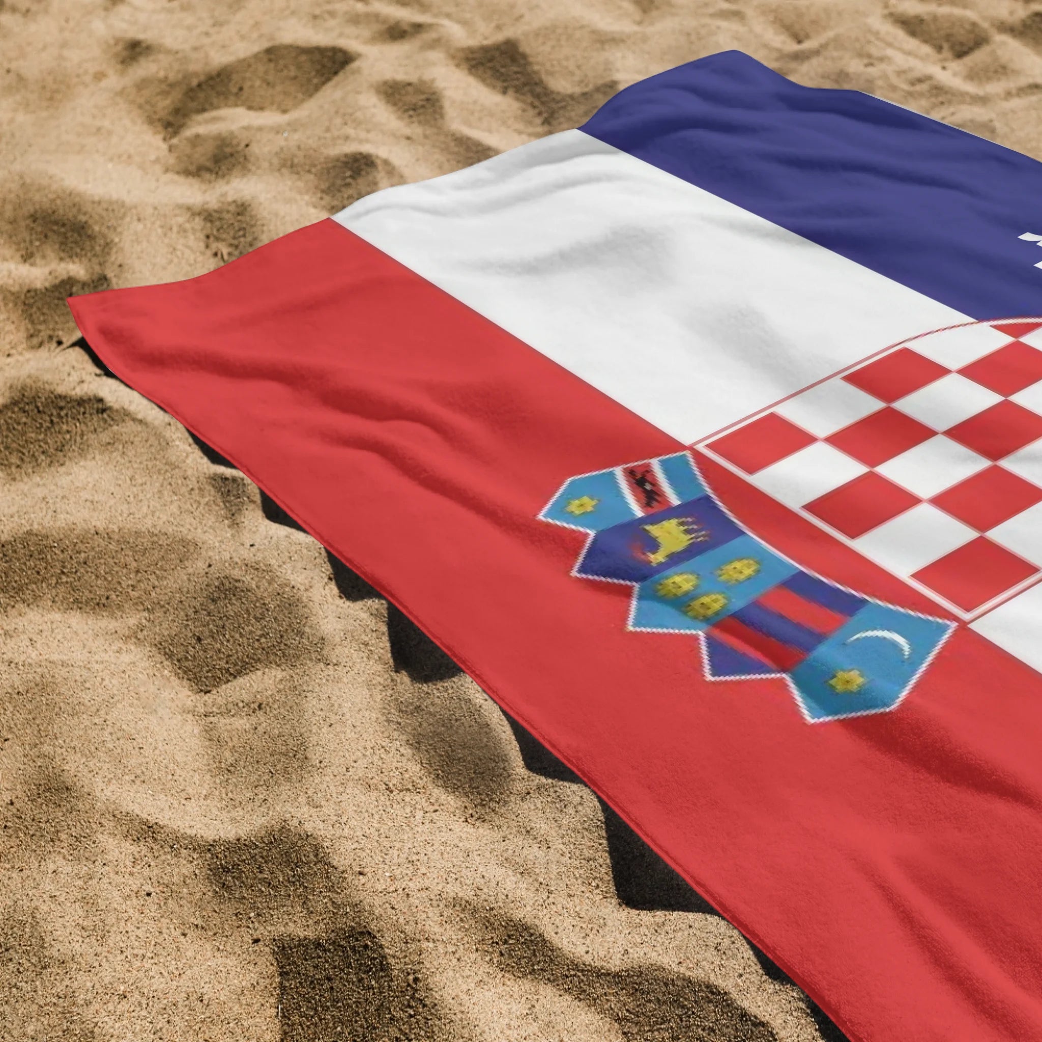 Personalizirani ručnik s motivom hrvatske zastave i vlastitim natpisom